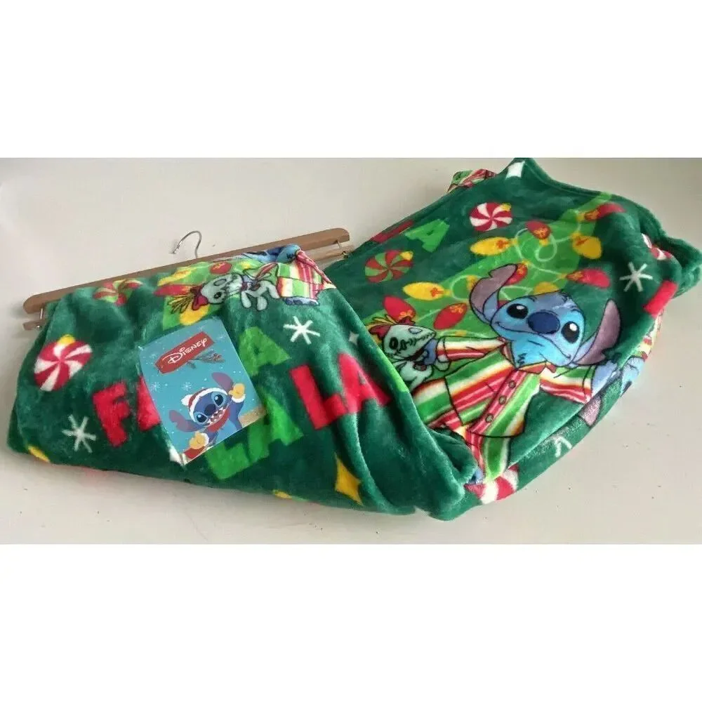 Disneys Stitch And Scrump PJ  Tradition 50 X 70” Christmas Lights Throw‎ Blanket